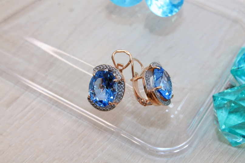 Серьги с топазоми